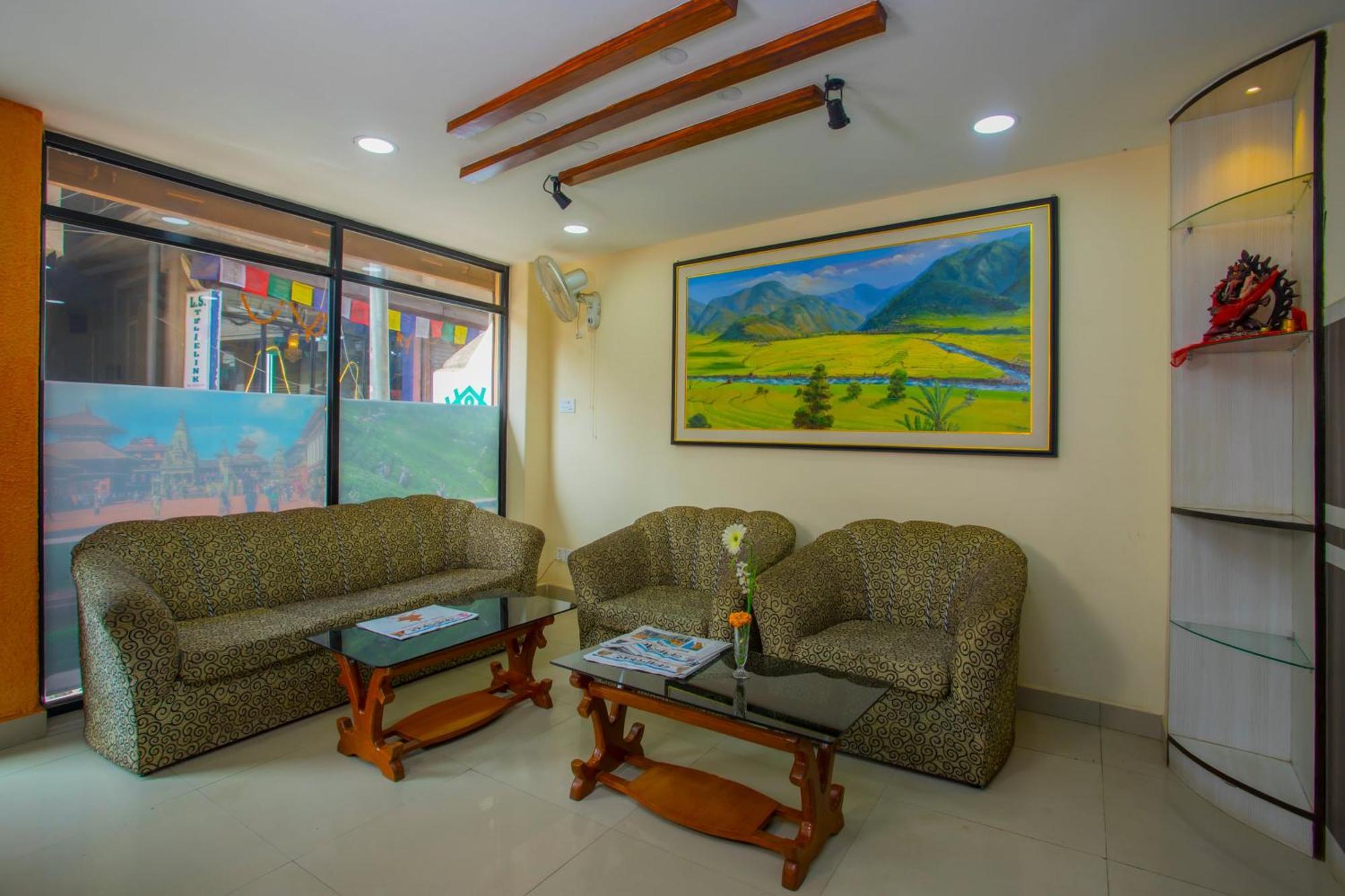 Oyo 297 Hotel Aayam Катманду Экстерьер фото